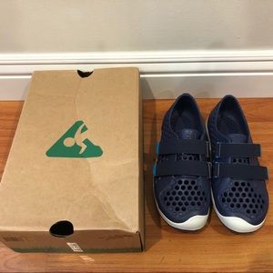 New Plae Mimo Kids Shoes Size 3